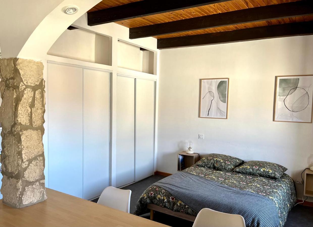 Studio De Charme Au Coeur De Valréas מראה חיצוני תמונה